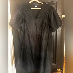 Old Navy Eyelet Black V-Neck Dress